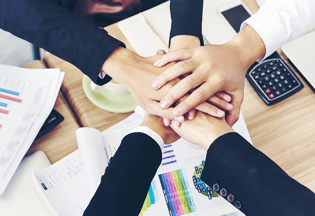 正直守信、协作进取